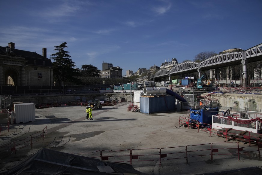 Paris a investi 1,4 milliard de francs dans un bassin de stockage d'eau.