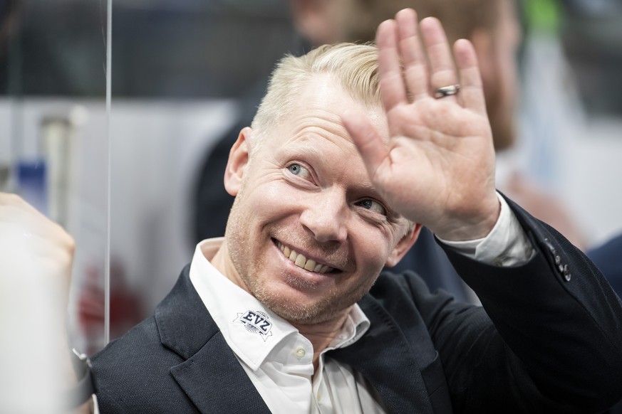 Assistent Michael Liniger (EVZ), neuer Cheftrainer auf die Meisterschaft 2025/26, vor dem Spiel der Eishockey National League zwischen dem EV Zug, EVZ, und Fribourg-Gotteron am Montag, 23. Dezember 20 ...