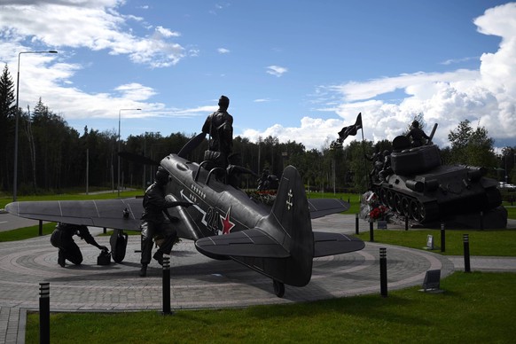 Russia WWII Allies Monument 8742304 12.08.2024 A view shows sculptures dedicated to French and Yugoslavian allies of the Soviet Union during World War Two on the day they were unveiled near the Main C ...