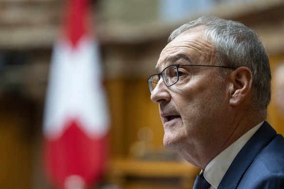 Bundesrat Guy Parmelin spricht im Nationalrat an der Wintersession der Eidgenoessischen Raete, am Mittwoch, 17. Dezember 2025, in Bern. (KEYSTONE/Peter Schneider)