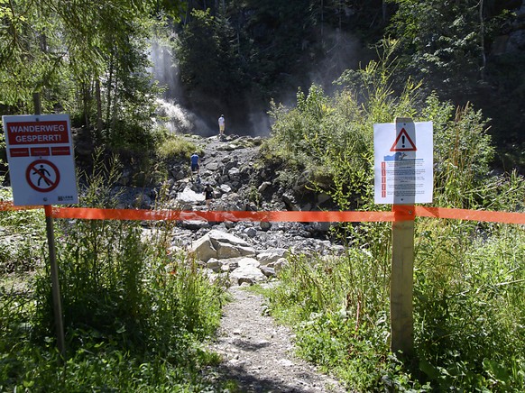 A plusieurs endroits, on met déjà en garde contre les dangers de la fonte des glaciers.