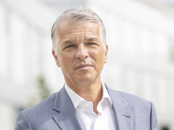 Le salaire de Sergio Ermotti, directeur général d&#039;UBS, a augmenté moins fortement que prévu en 2024. Il reste néanmoins le banquier le mieux rémunéré d&#039;Europe.