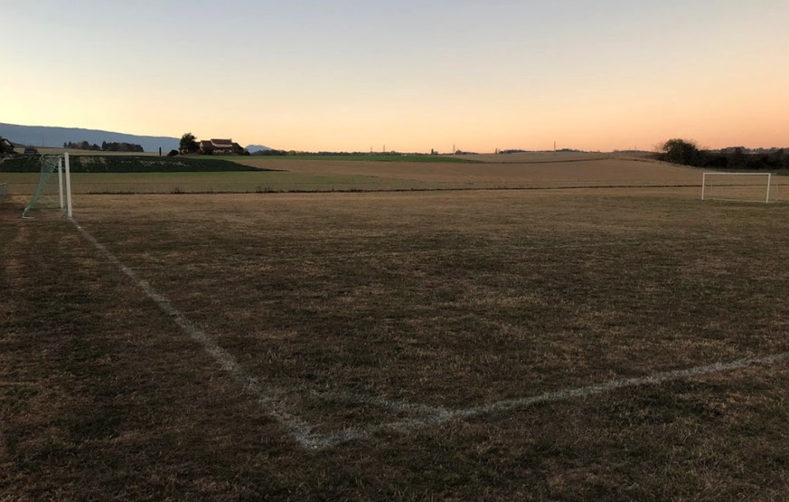 Terrain de football de Lavigny