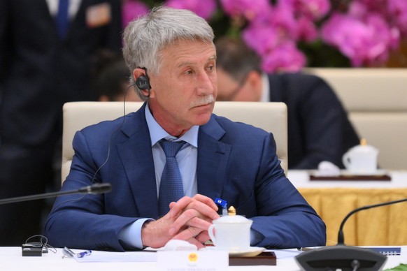 epa11424744 Chairman of the Management Board Novatek Leonid Mikhelson attends a meeting of Russian president and Vietnamese prime minister at the Government&#039;s Office in Hanoi, Vietnam, 20 June 20 ...