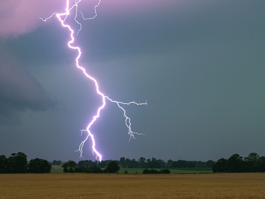 De nouveaux orages violents attendus au cours du week-end (illustration).