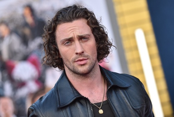 Aaron Taylor-Johnson a 32 ans. Daniel Craig avait 38 ans quand il a joué dans son premier Jambes Bond.