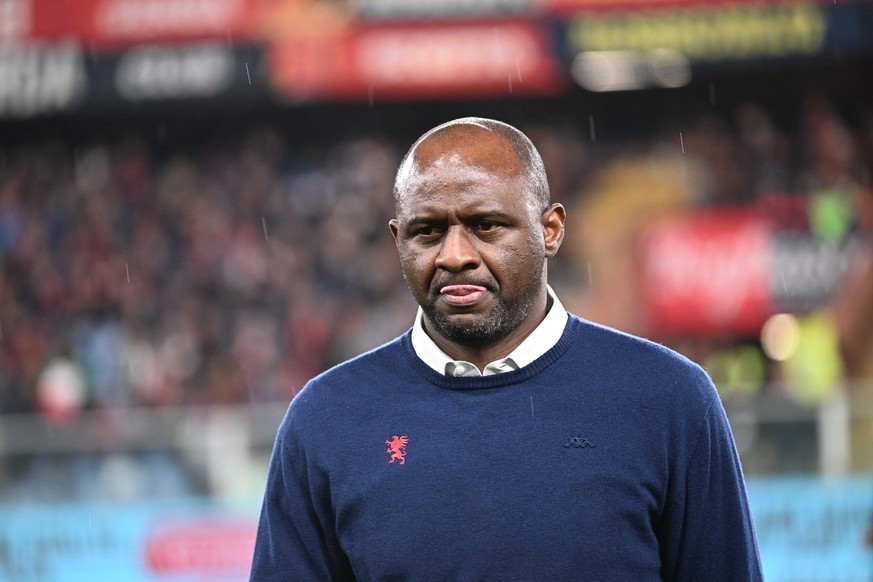 epa12491684 Genoa&#039;s coach Patrick Vieira looks on before the Italian Serie A soccer match between Genoa CFC and US Cremonese in Genoa, Italy, 29 October 2025. EPA/LUCA ZENNARO