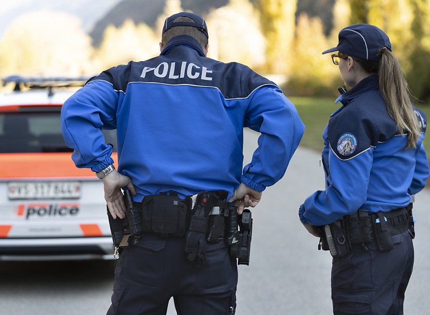 Une carte de police - Police municipale Crans-Montana