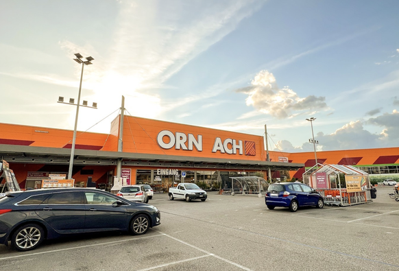 Enseigne Hornbach à Affoltern am Albis, dans le canton de Zurich