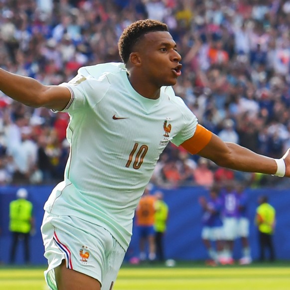 Après avoir raté un penalty, Kylian Mbappé a délivré les Bleus à l'heure de jeu.