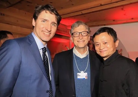 Dernière fête à Davos: Jack Ma, à droite, avec le premier ministre canadien Justin Trudeau (à gauche) et le fondateur de Microsoft Bill Gates. C'était en janvier 2018.