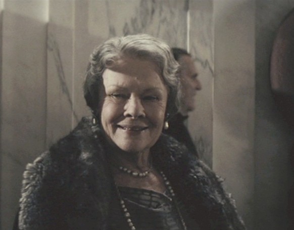 Certains costumes du film J.Edgar, c'est elle.