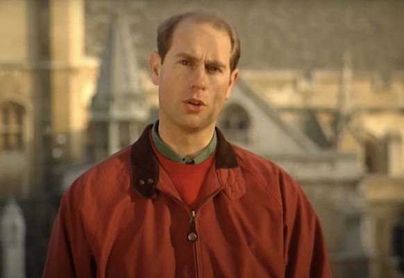 Des documentaires où Edward s'improvise producteur, acteur, réalisateur, historien, journaliste et plus encore.