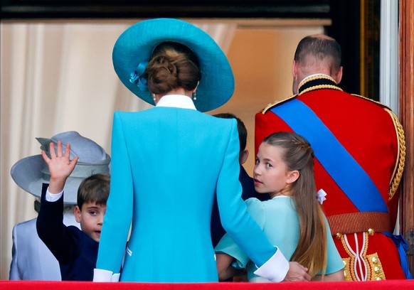 Les enfants du prince William sont également concernés par son désir de réduire les titres au strict minimum.