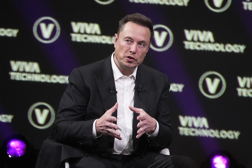 Elon Musk, lors d'une conférence sur la technologie en juin, à Paris.