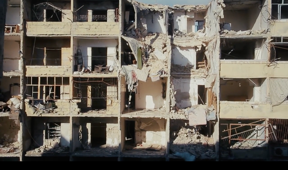 Extraits du film «Birds of war».