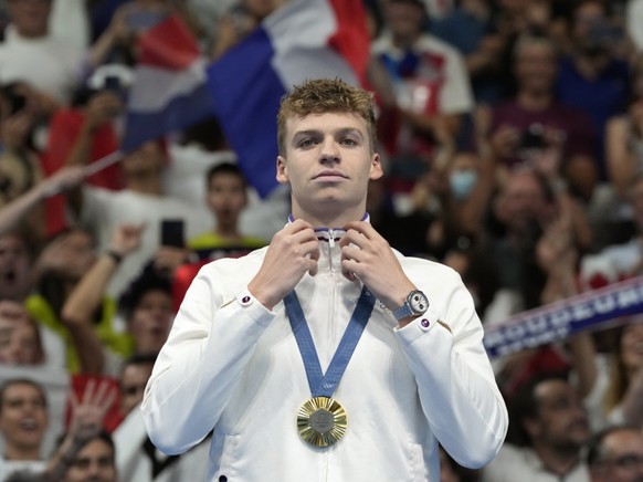 Léon Marchand ne disputera pas les 200 m pap et brasse aux Mondiaux de Singapour