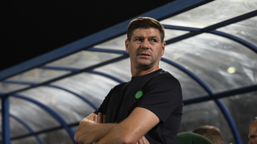 epa10825872 Al Ittifaq coach Steven Gerrard looks on during the Saudi Professional Soccer League match between Al Hilal and Al Ittifaq in Riyadh, Saudi Arabia, 28 August 2023. EPA/STRINGER
