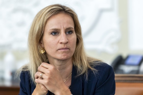 Delphine Bachmann, conseillere d'Etat genevoise, presente les decisions du jour en lien avec le sommet du G7 a Evian (France), lors d'un point presse du Conseil d'Etat consecutif a sa s ...