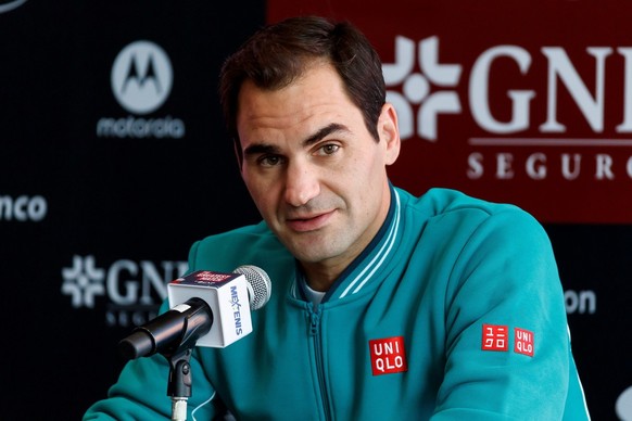 epa08020333 Swiss tennis player Roger Federer participates in a press conference in Mexico City, Mexico, 23 November 2019. The bullring of Mexico, the one with the highest capacity in the world, will  ...