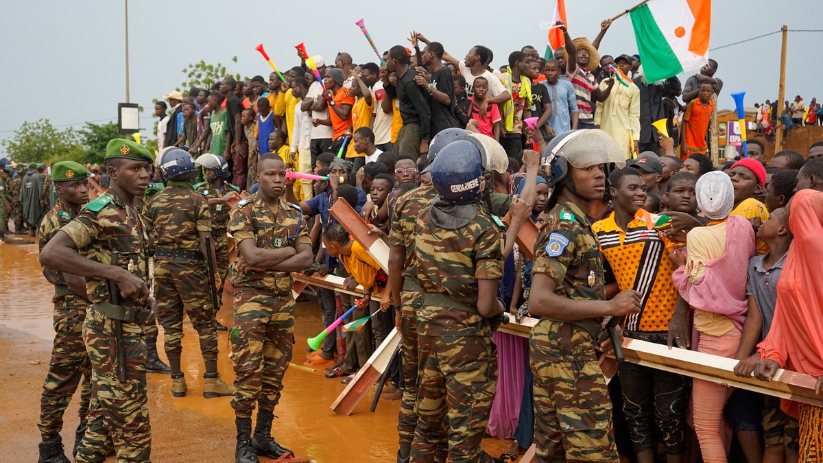 Après deux mois de bras de fer, la France va quitter le Niger