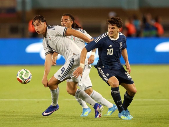 Le Grec Christos Tzolis (10) rejoint Arsenal