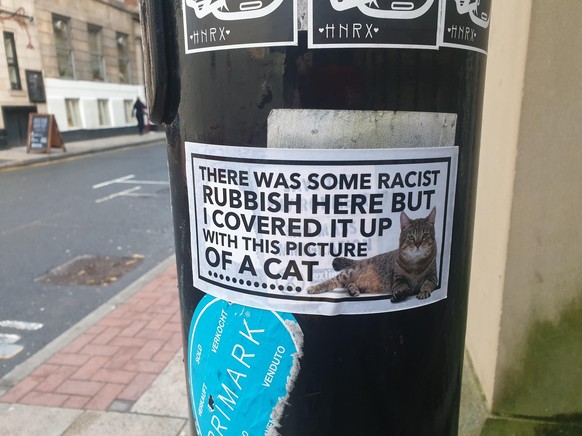 Menschen, die gut sind

https://www.reddit.com/r/MadeMeSmile/comments/fd0jqm/spotted_in_manchester_uk/