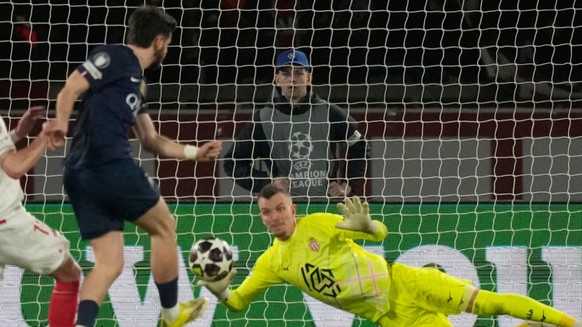 Kvaratskhelia inscrit le deuxième but du PSG