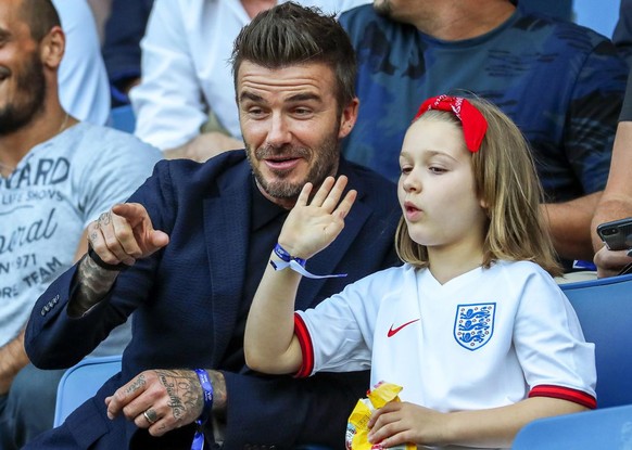 Maintenant, David Beckham fait pareil avec sa fille.