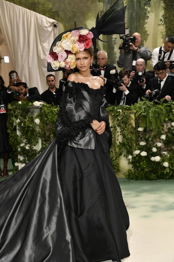 Zendaya attends The Metropolitan Museum of Art's Costume Institute benefit gala celebrating the opening of the "Sleeping Beauties: Reawakening Fashion" exhibition on Monday, May 6, 2024 ...
