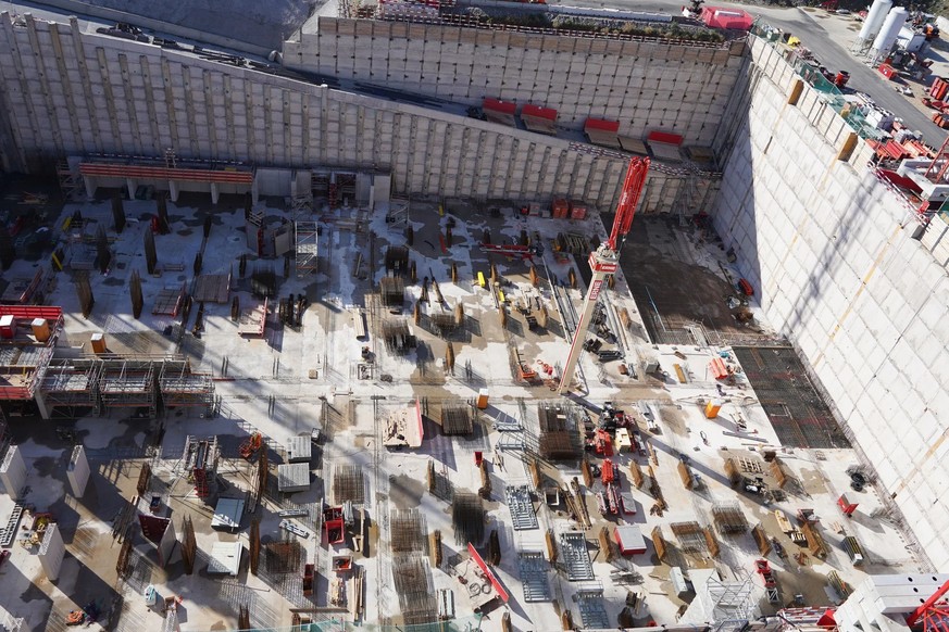 Plus de 98% de la superficie totale ont été compactés et bétonnés avec succès.