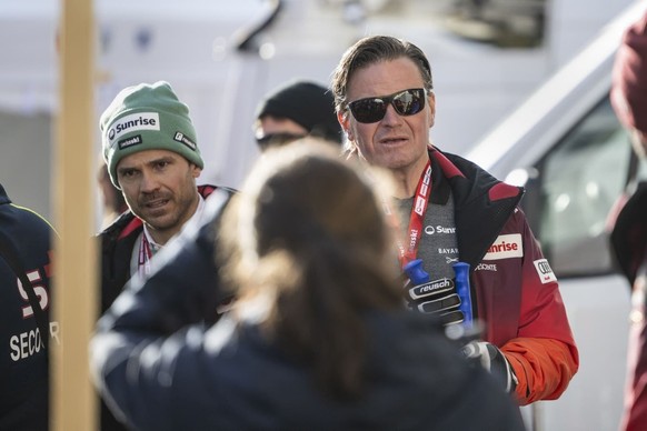 Diego Züger (à gauche) avec le président de Swiss Ski, Urs Lehmann.