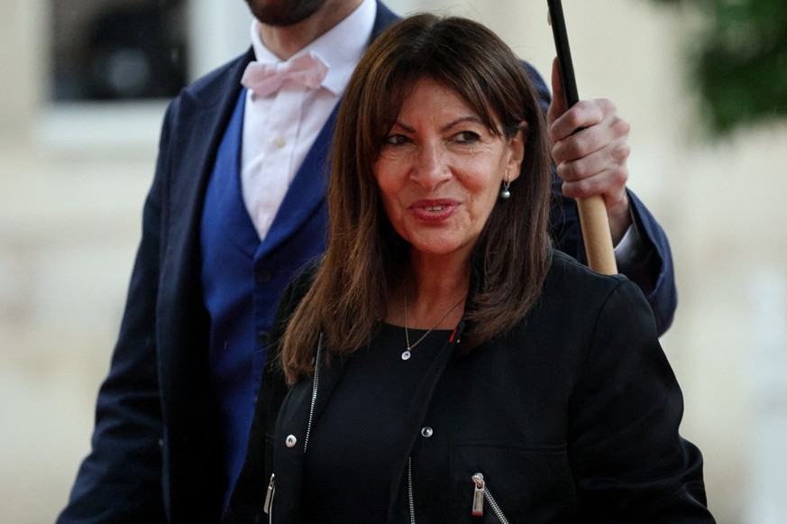 Anna Hidalgo, qui postule en Suisse, rattrapée par un «shopping-gate» 