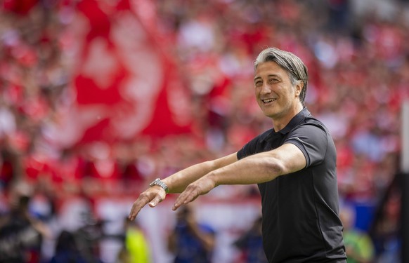 Dusseldorf, Germany. 06th Jul 2024. Trainer Murat Yakin SUI England - Swiss England - Schweiz 06.07.2024 *** Dusseldorf, Germany 06th Jul 2024 Coach Murat Yakin SUI England Swiss England Switzerland 0 ...