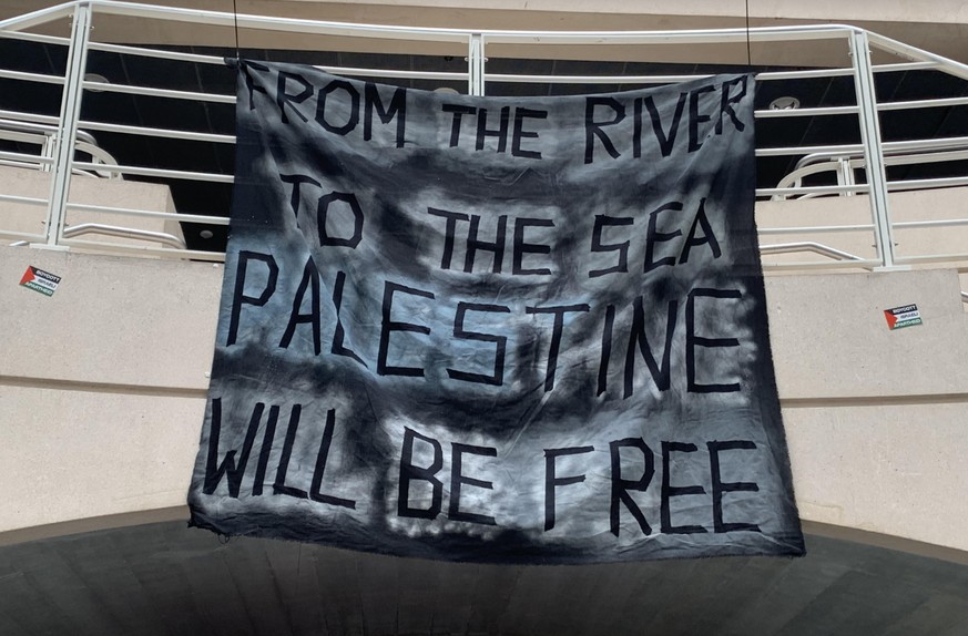 «De la mer au Jourdain»: désaccord sur le sulfureux slogan propalestinien