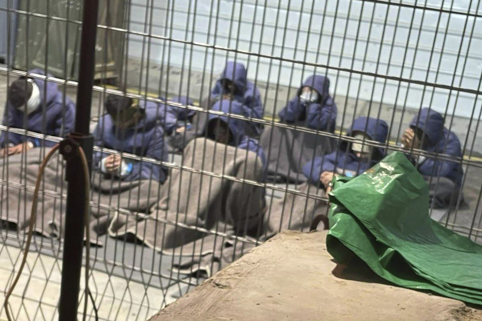 Cinq soldats israéliens inculpés pour mauvais traitements d&#039;un détenu