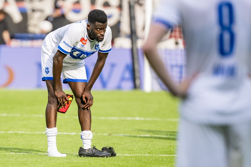 Kevin Mouanga (LS) reagiert im Fussball Schweizer Cup Halbfinal-Spiel zwischen dem FC Basel und dem FC Lausanne-Sport, am Sonntag, 27. April 2025 im St. Jakob-Park in Basel. (KEYSTONE/Jean-Christophe  ...
