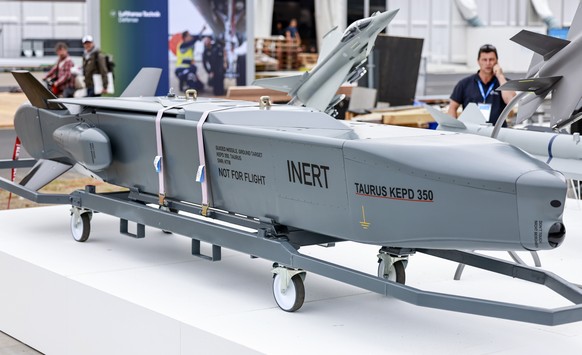 epa11387615 A Taurus (Target Adaptive Unitary and dispensor Robotic Ubiquity System) KEPD-350 cruise missile is on display at the area of European defense company MBDA (Matra BAe Dynamics Aerospatiale ...