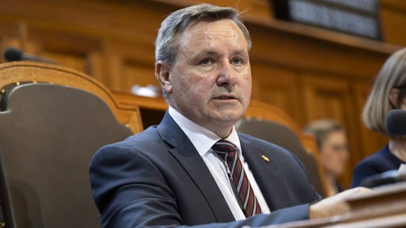 Staenderat Werner Salzmann, SVP-BE, spricht waehrend der Sommersession der Eidgenoessischen Raete, am Mittwoch, 18. Juni 2025 im Staenderat in Bern. (KEYSTONE/Anthony Anex)