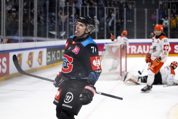 Fribourg&#039;s Killian Mottet celebrates his goal 2-2 during the Champions Hockey League match 1 between Switzerland&#039;s HC Fribourg-Gotteron and England&#039;s Sheffield Steelers, at the BCF Aren ...