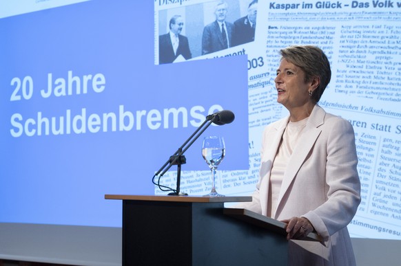 Bundesraetin Karin Keller-Sutter, EFD, spricht an der Jubilaeumsfeier &quot;20 Jahre Schuldenbremse, sie bewaehrt sich noch immer, wie die Schuldenbremse den Staat krisenresistent macht&quot;, am Dien ...