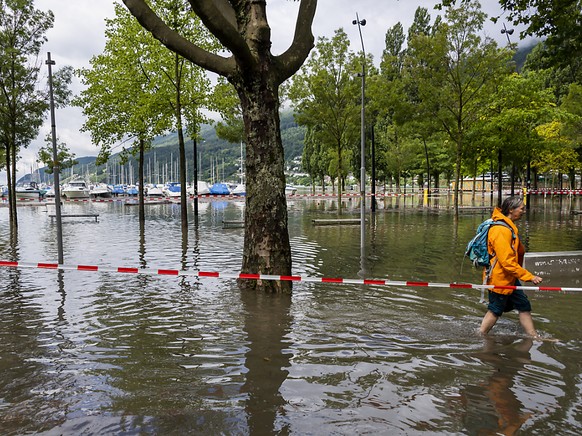 Le lac de Bienne a atteint le niveau record de 2007 avec une hauteur de 430,88 m�tres, soit 52 centim�tres au-dessus du niveau de crue.