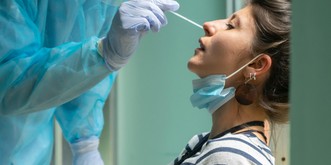 Non-vacciné? Préparez vos narines pour visiter la France cet été