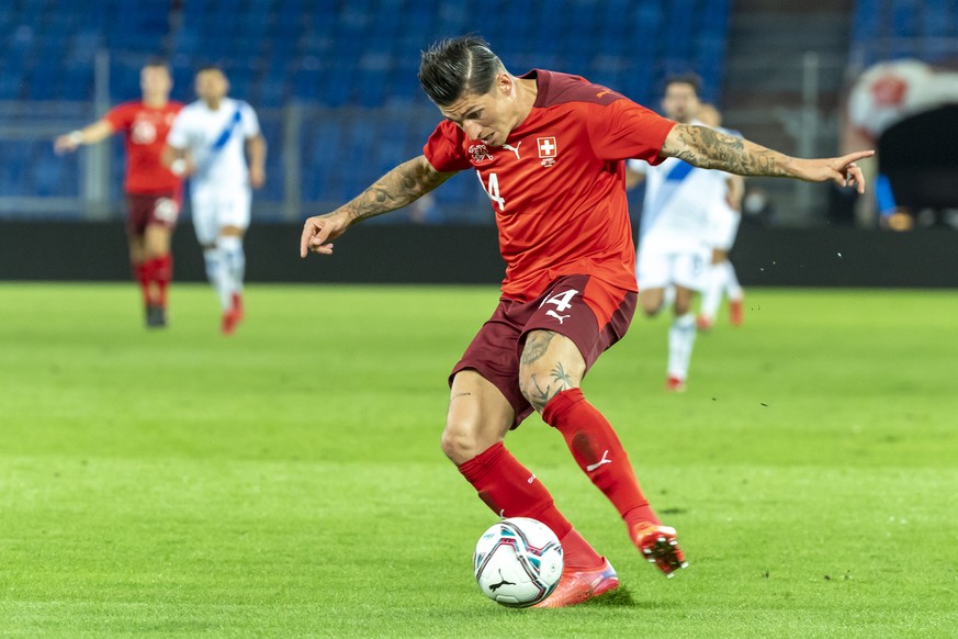 Switzerland&#039;s Steven Zuber during a soccer test match between Switzerland and Greece in the St. Jakob-Park stadium in Basel, Switzerland, on Wednesday, 1 September 2021. (KEYSTONE/Georgios Kefala ...