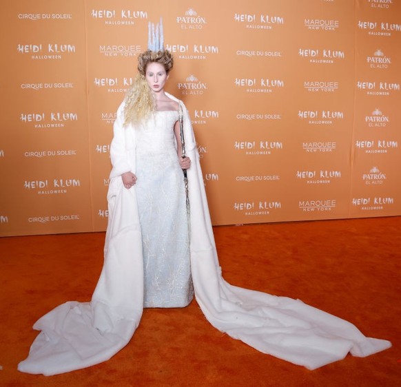 NEW YORK, NEW YORK - OCTOBER 31: Alix Earle attends the 2023 Heidi Klum Hallowe&#039;en Party at Marquee on October 31, 2023 in New York City. (Photo by Taylor Hill/Getty Images)