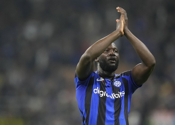 Inter Milan&#039;s Romelu Lukaku celebrates after scoring his side&#039;s fourth goal during the Champions League, Group C soccer match between Inter Milan and Viktoria Plzen at the San Siro stadium i ...