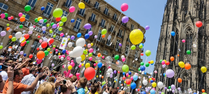 Lancé de ballons à Cologne (Allemagne) le 17 mai 2014.