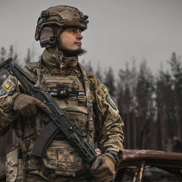 Oleksandr Iwanzow, en tenue de combat.