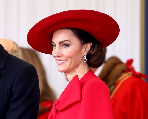 LONDON, ENGLAND - NOVEMBER 21: Catherine, Princess of Wales attends a ceremonial welcome for The President and the First Lady of the Republic of Korea at Horse Guards Parade on November 21, 2023 in Lo ...