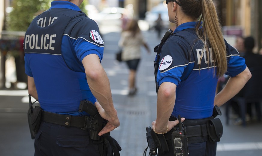 Une femme a été agressée au couteau mercredi soir par son ancien compagnon à Chambrelien (NE). Son père, qui a tenté de s'interposer, a également été blessé. Le suspect a été arrêté. (illustratio ...